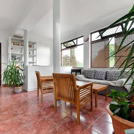 Six-bedroom In Sv Filip I Jakov Gorica